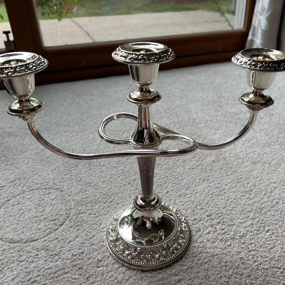 THE BEAUMONT 3 CANDELABRA ENGLAND TARNISH RESISTANT SILVER PLATED Candle Holder